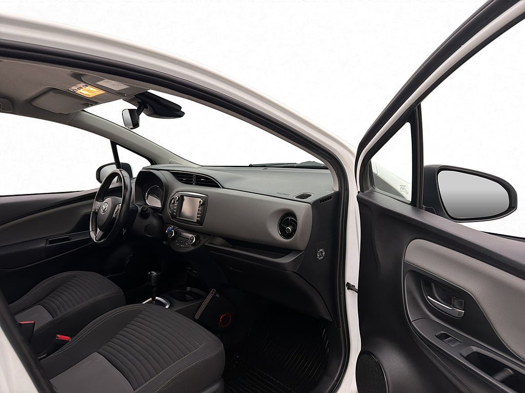 Vehicle Image 22