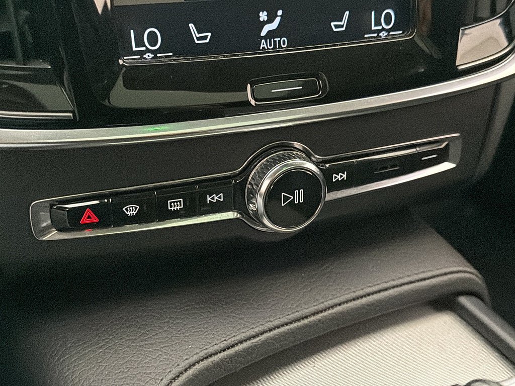 Vehicle Image 27