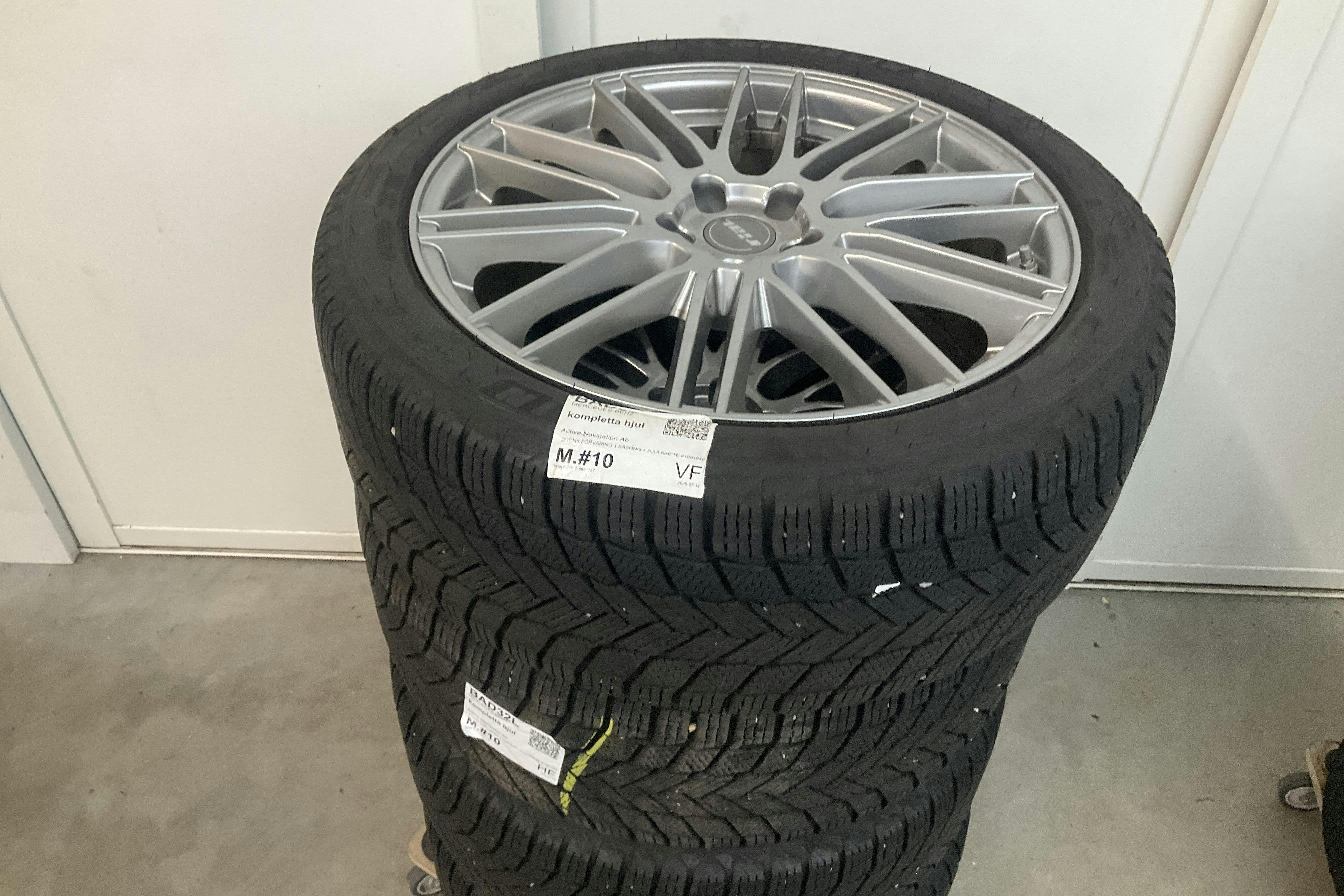 Vehicle Image 19