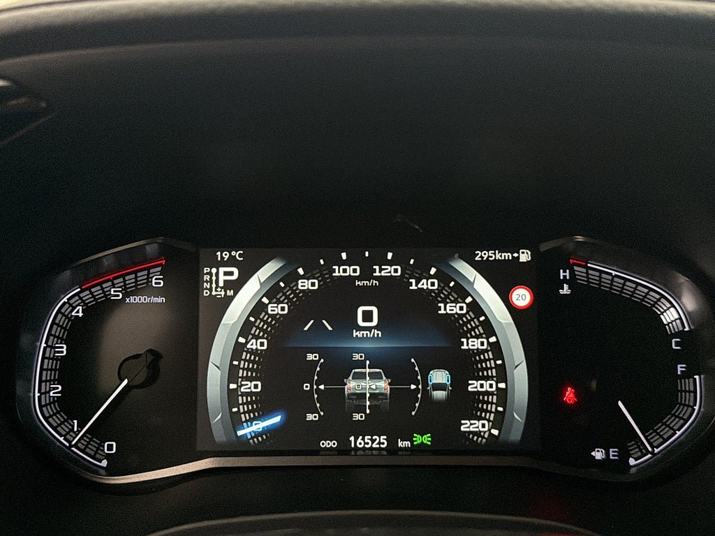 Vehicle Image 18