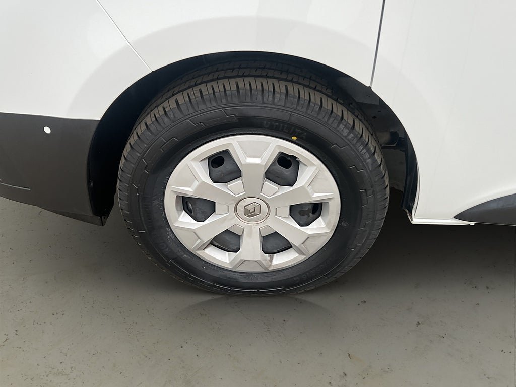 Vehicle Image 26