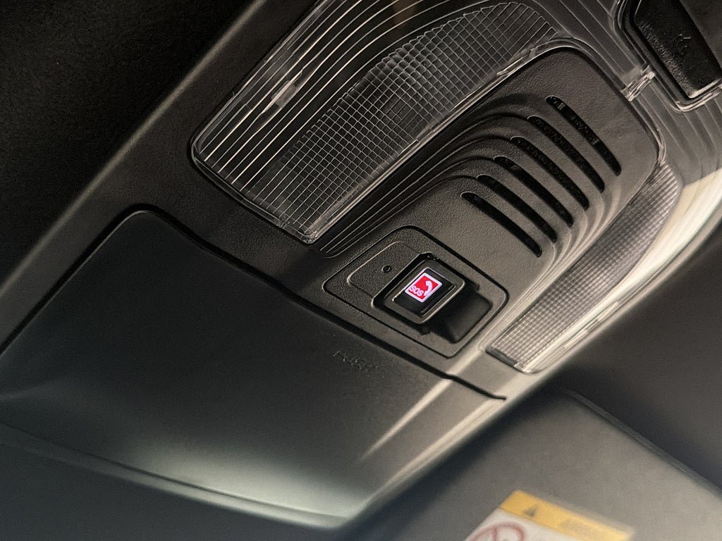 Vehicle Image 32