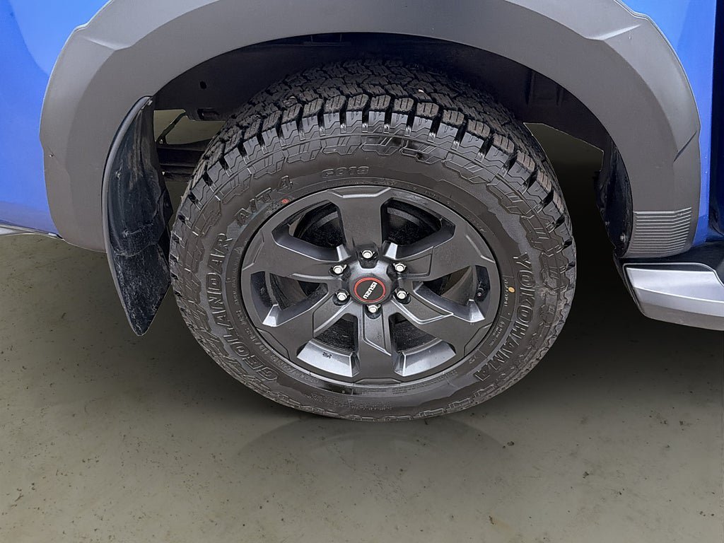 Vehicle Image 35