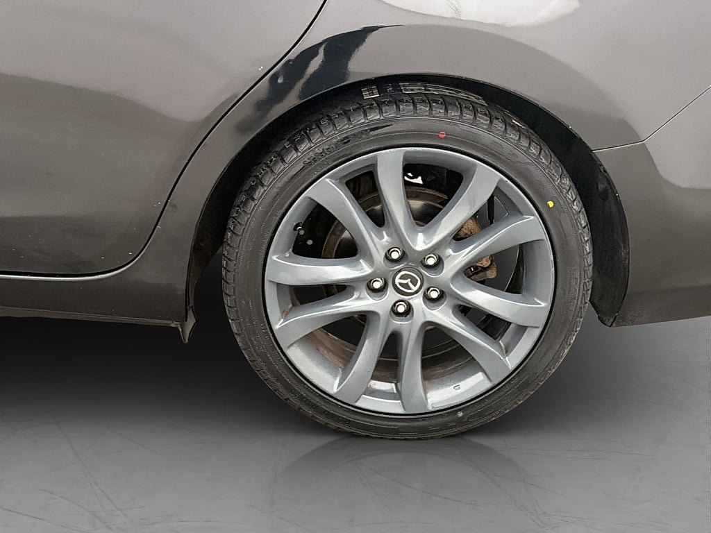 Vehicle Image 30