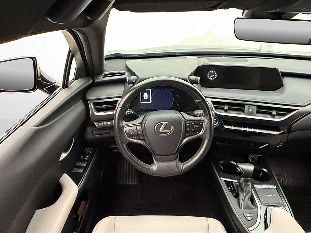 Vehicle Image 13