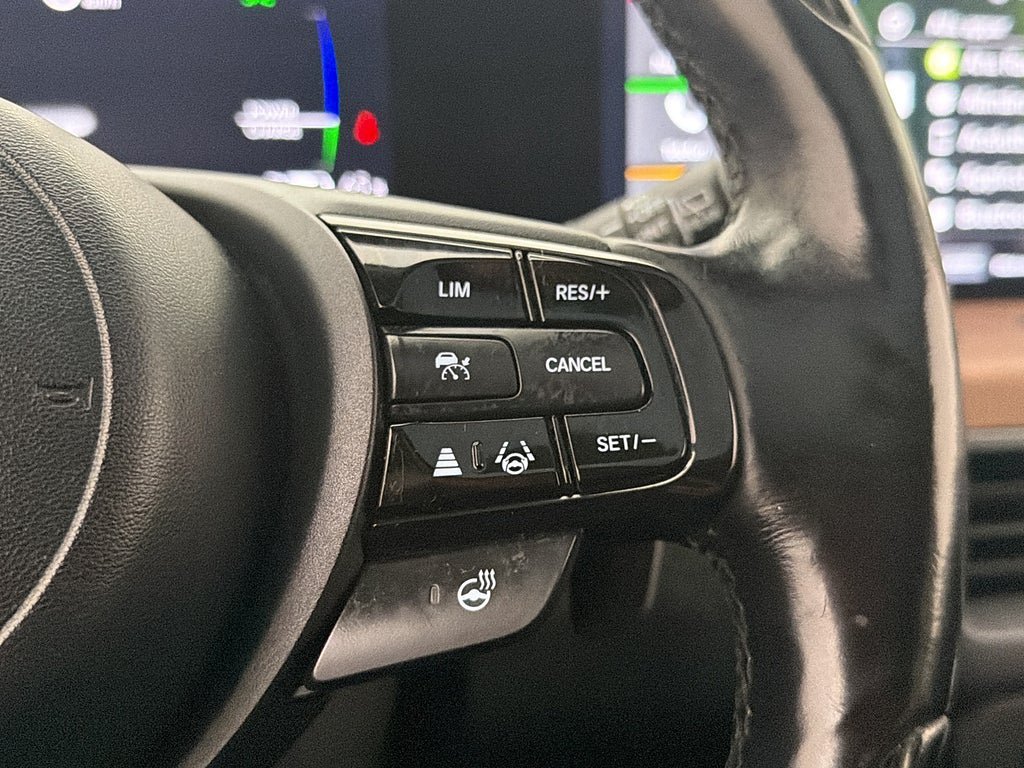 Vehicle Image 17