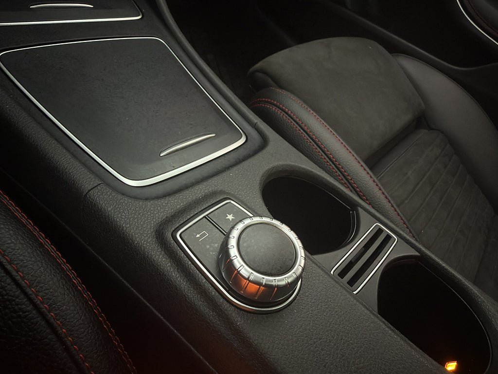 Vehicle Image 24