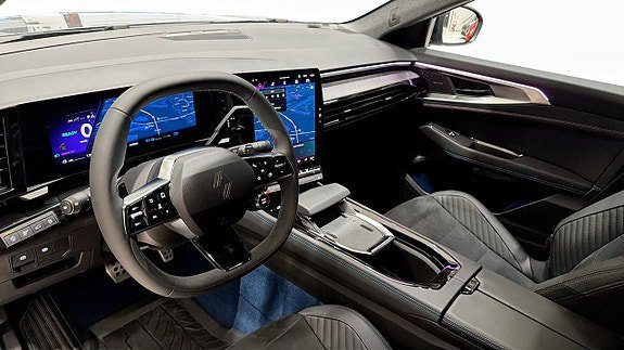 Vehicle Image 12