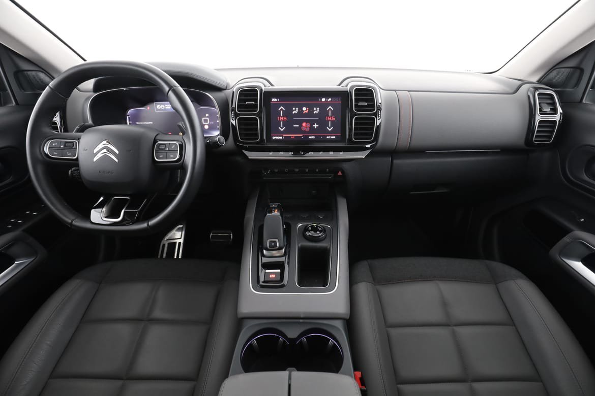 Vehicle Image 13