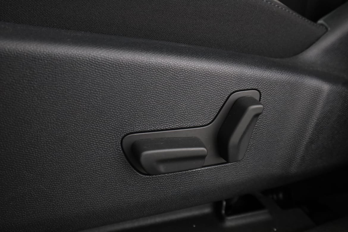 Vehicle Image 41