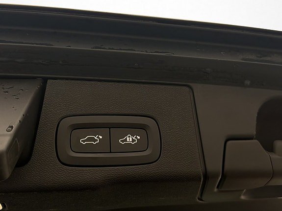 Vehicle Image 29