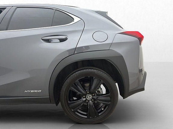 Vehicle Image 24
