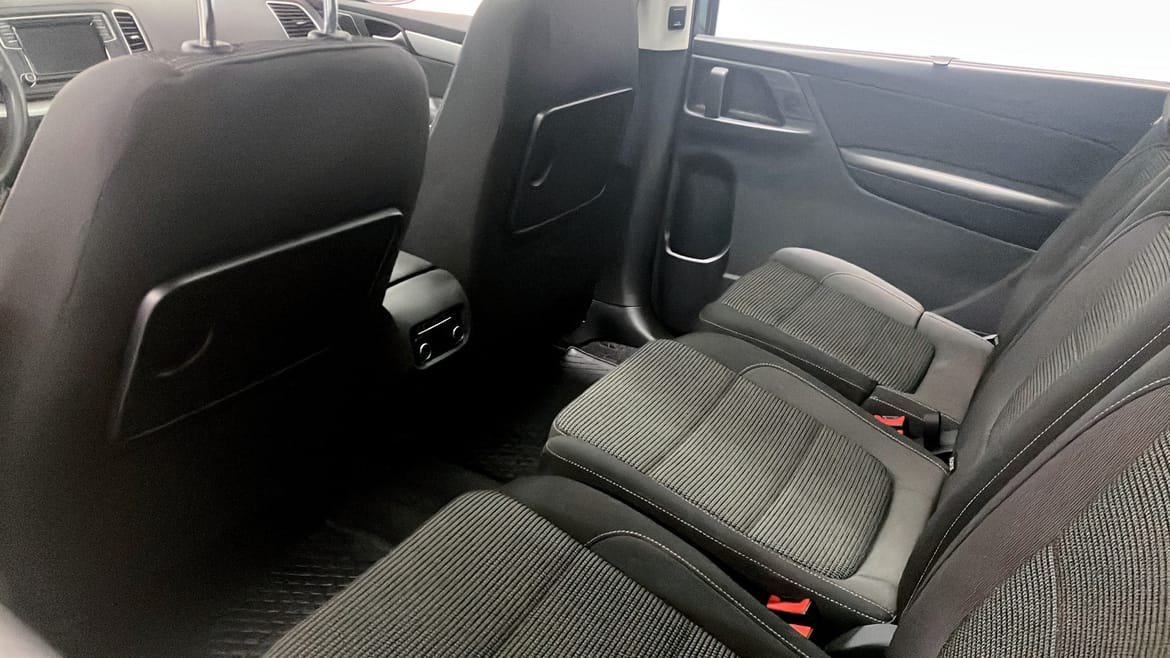 Vehicle Image 12