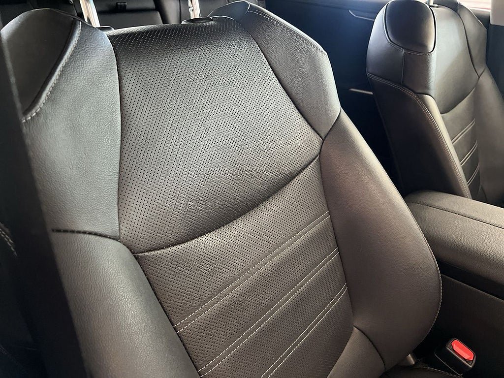Vehicle Image 23