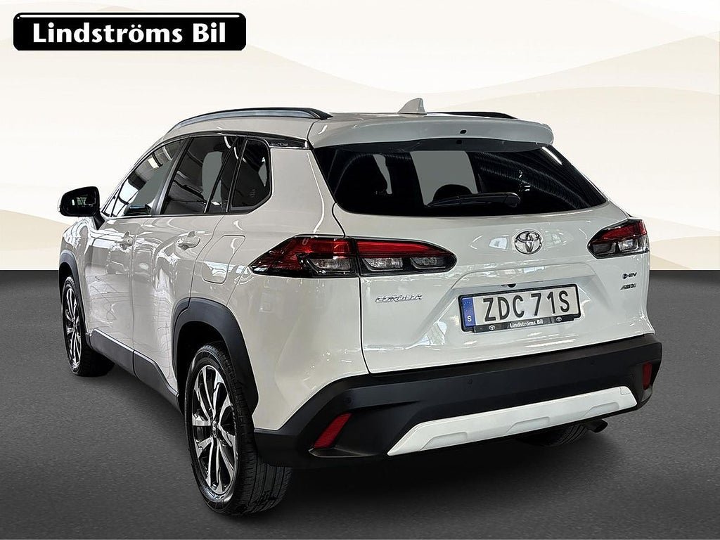 Vehicle Image 4