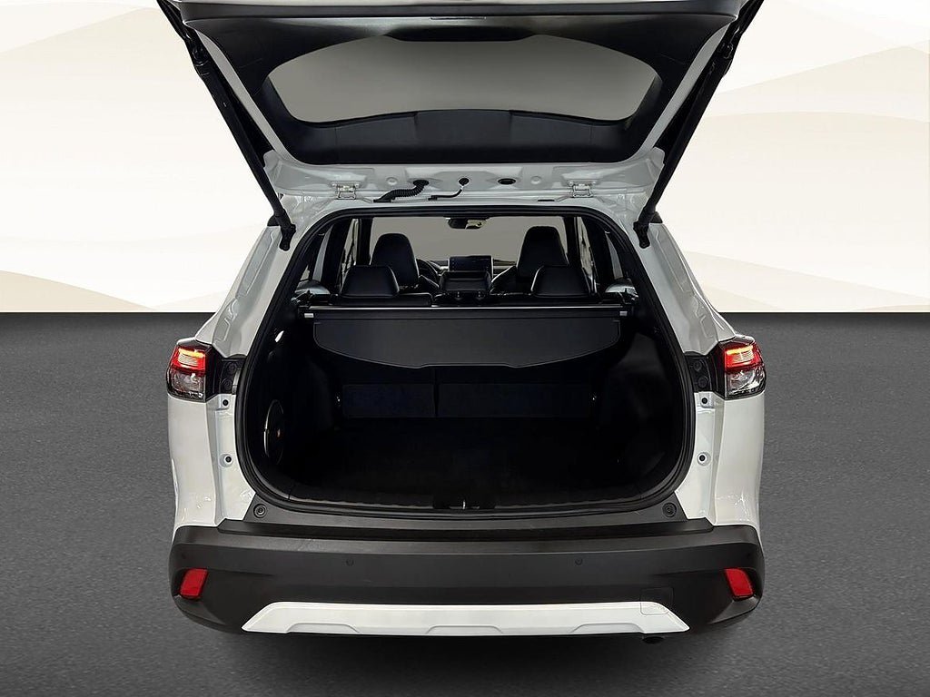 Vehicle Image 12