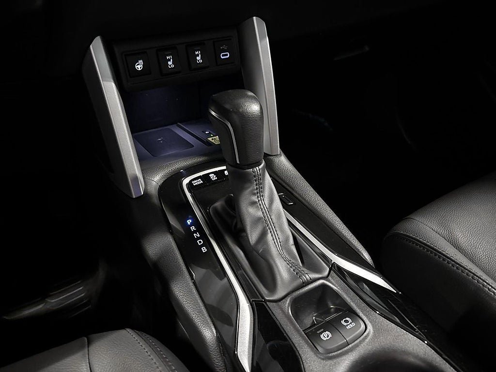 Vehicle Image 18
