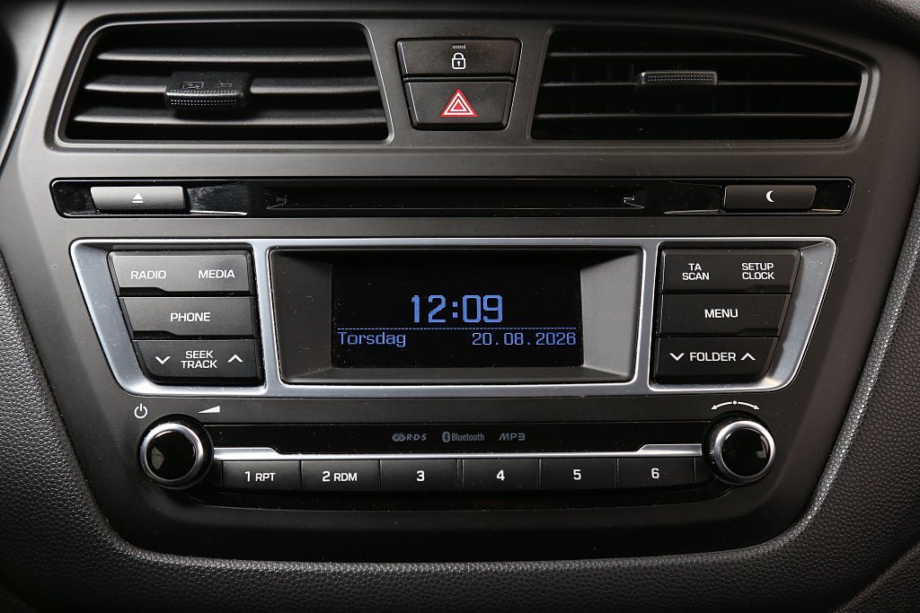 Vehicle Image 18