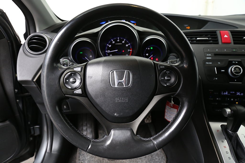 Vehicle Image 18