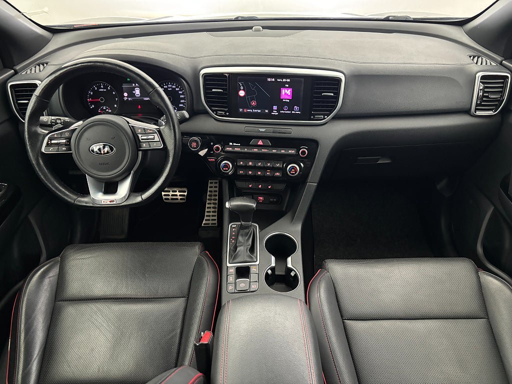 Vehicle Image 15