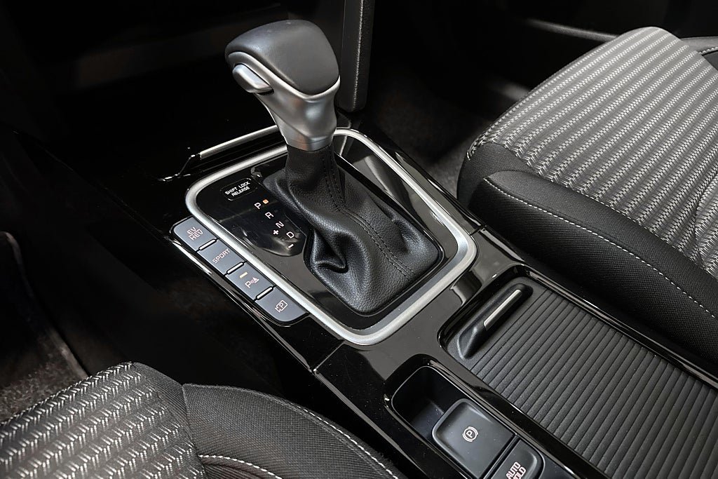 Vehicle Image 11