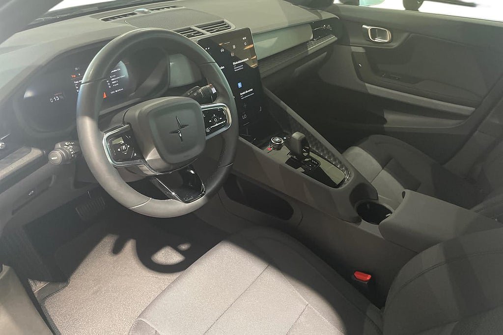 Vehicle Image 14