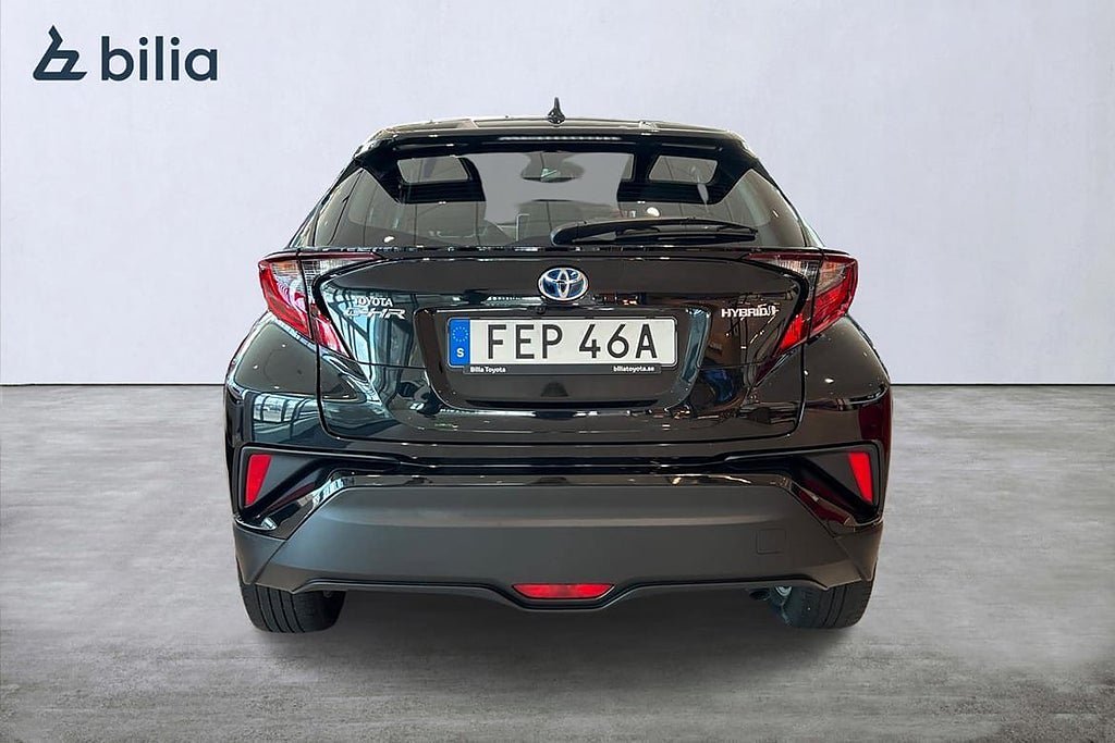 Vehicle Image 9