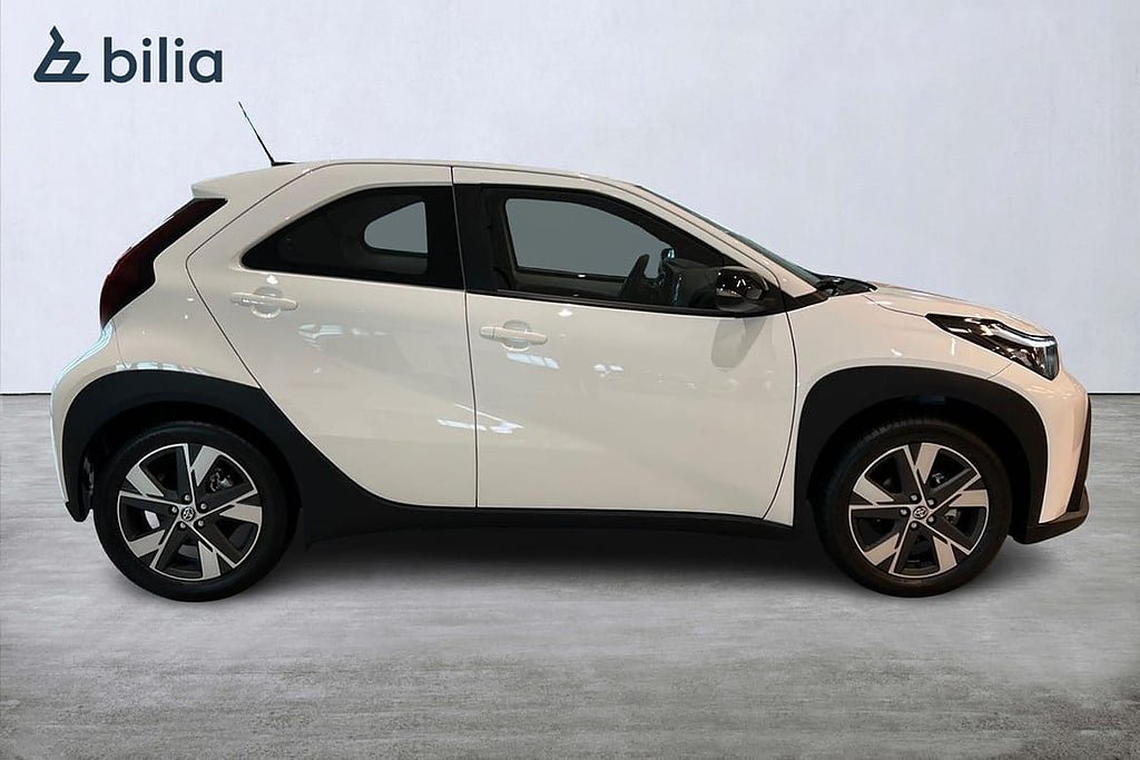 Vehicle Image 18