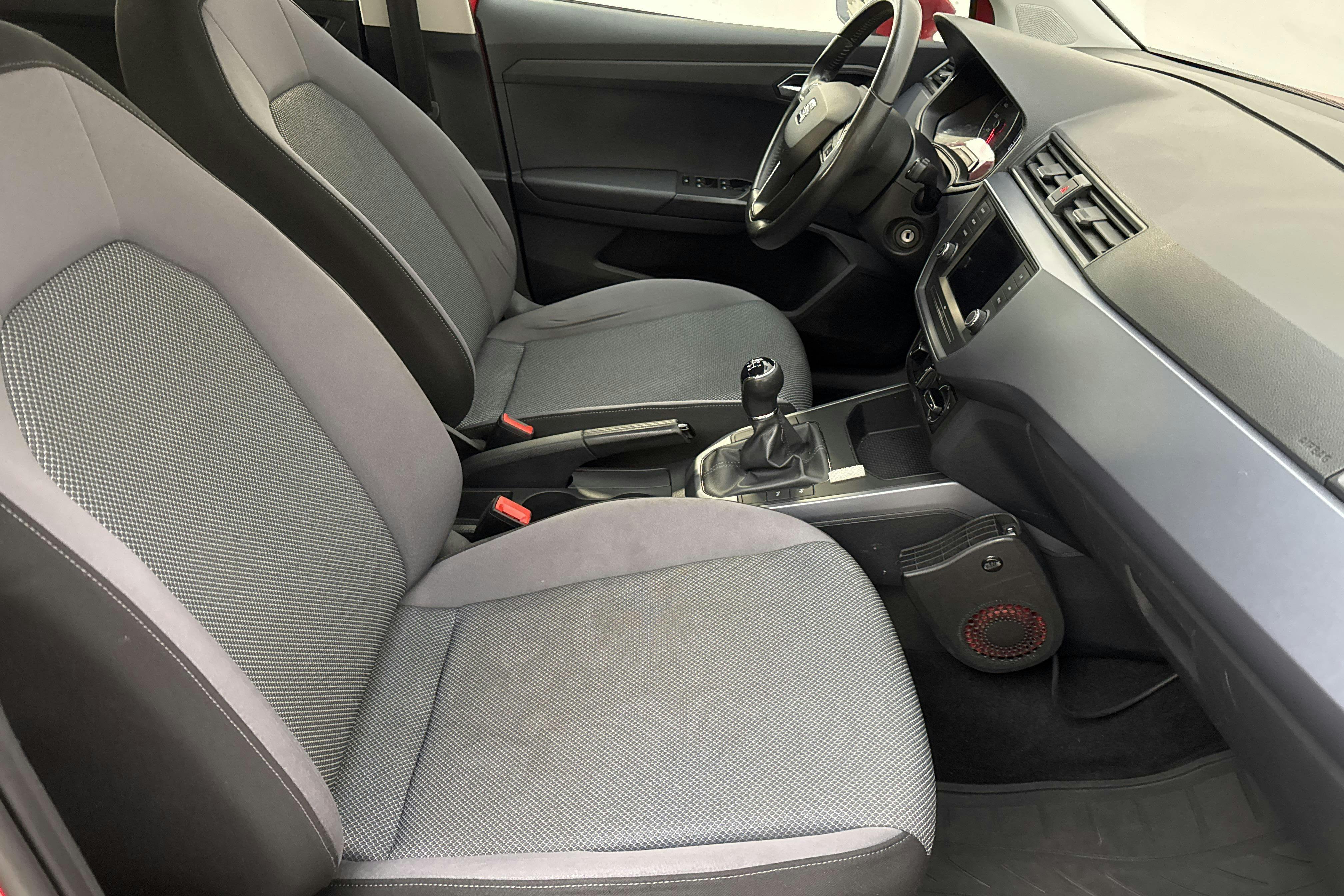 Vehicle Image 7