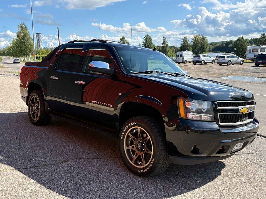 Vehicle Image 6