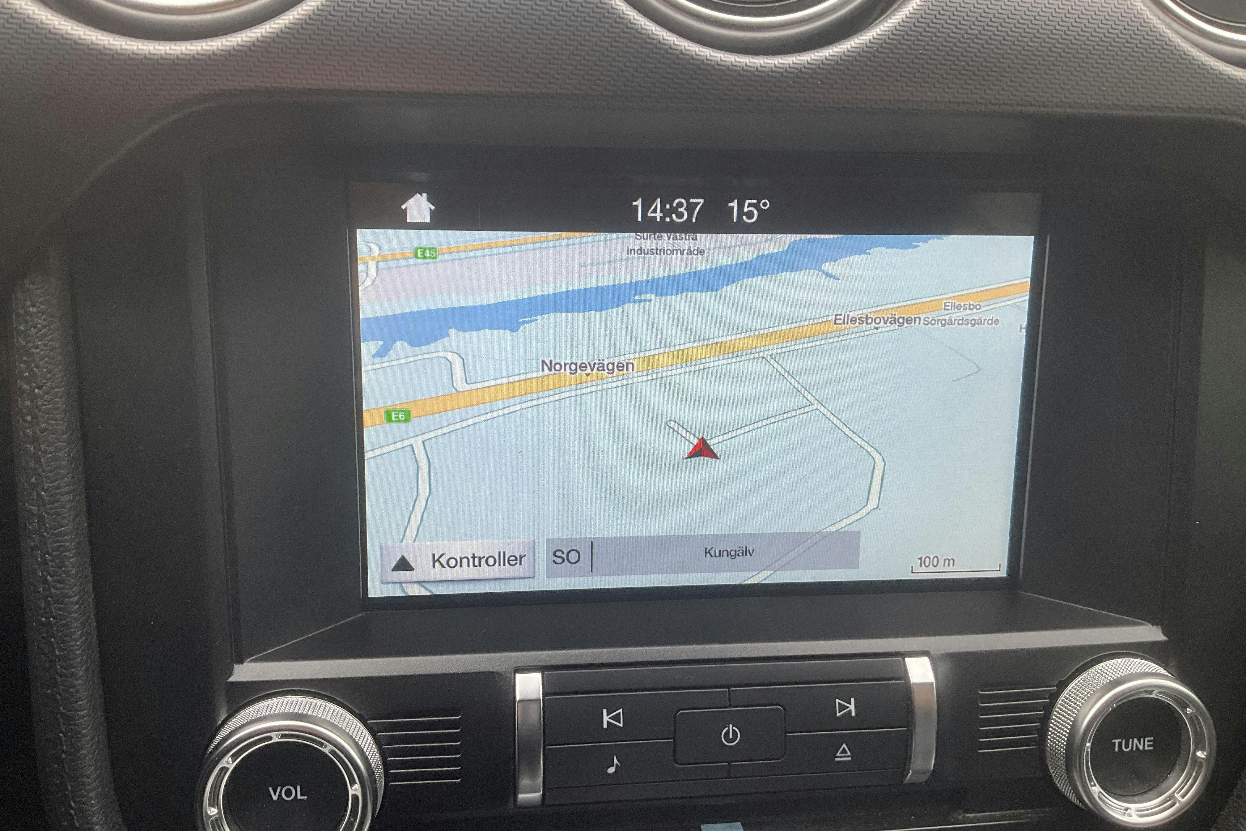 Vehicle Image 11