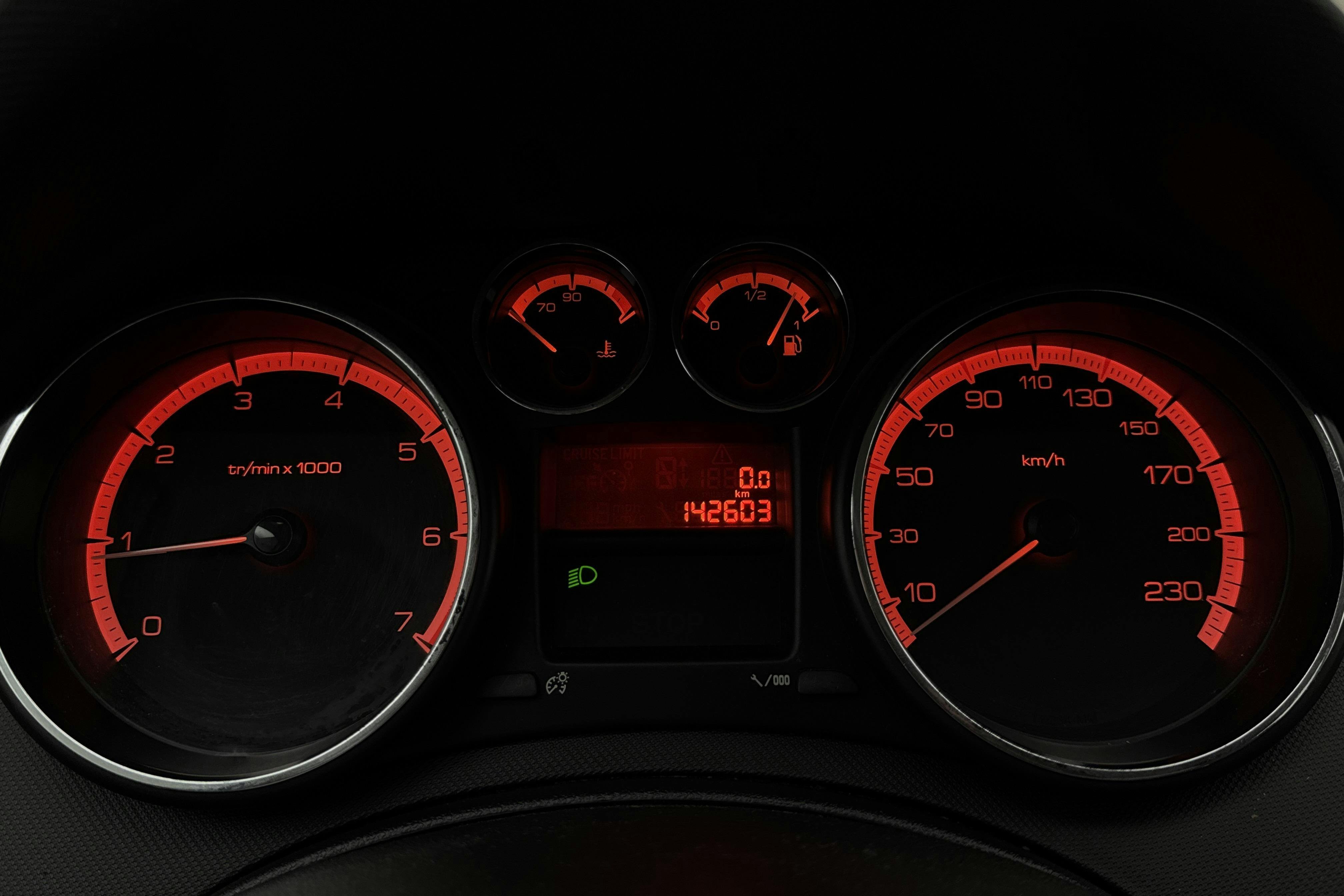Vehicle Image 10