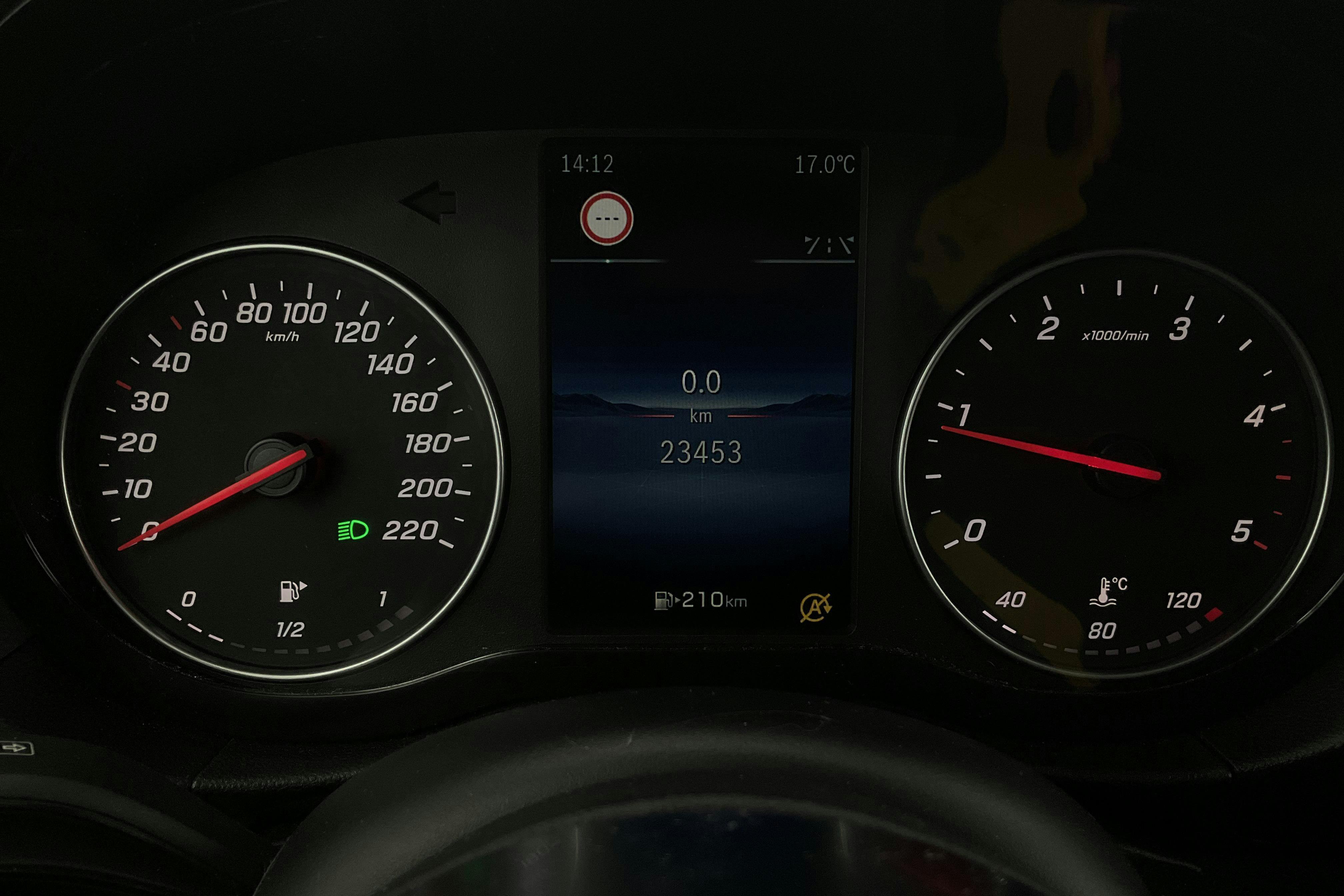 Vehicle Image 11