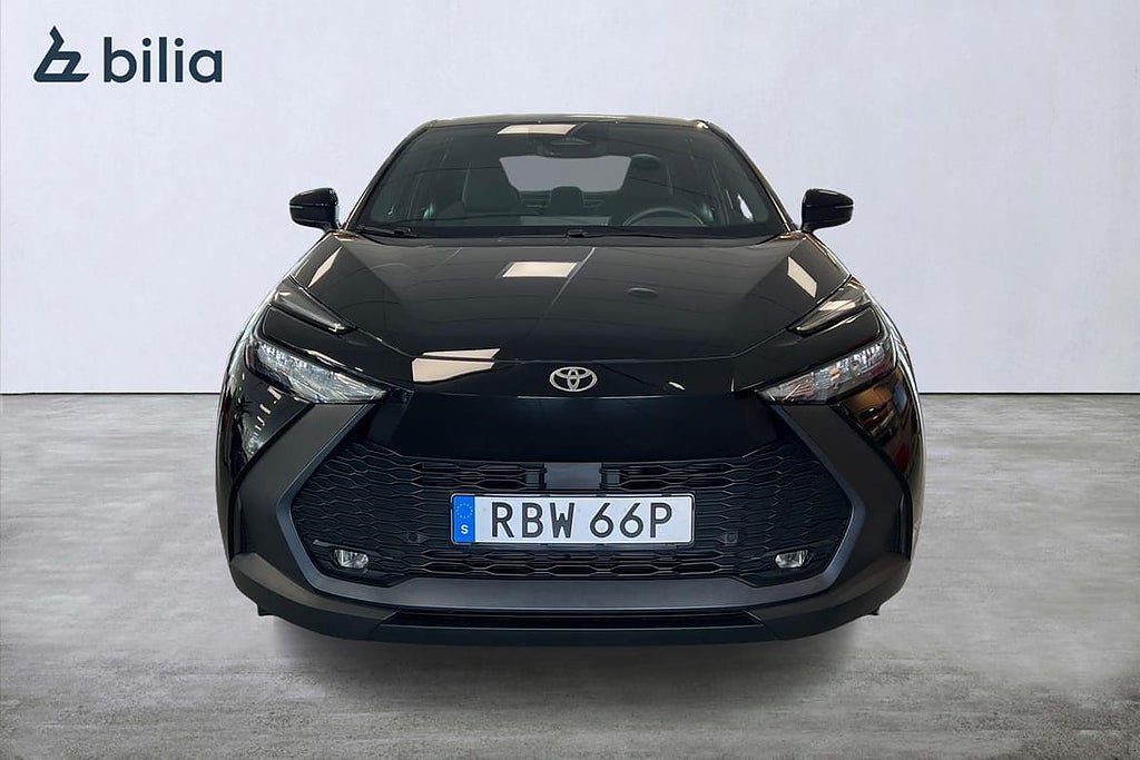 Vehicle Image 6
