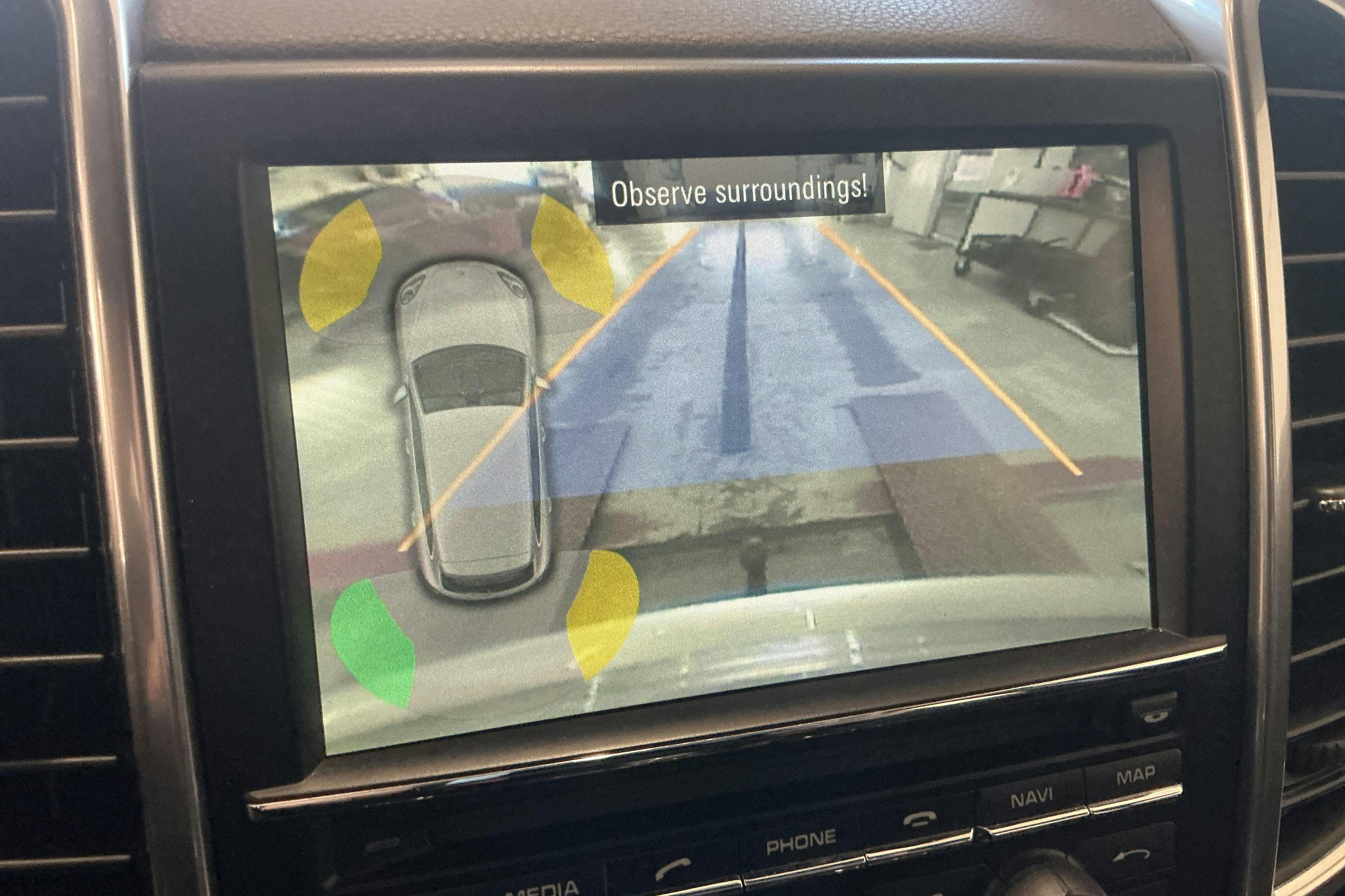 Vehicle Image 12