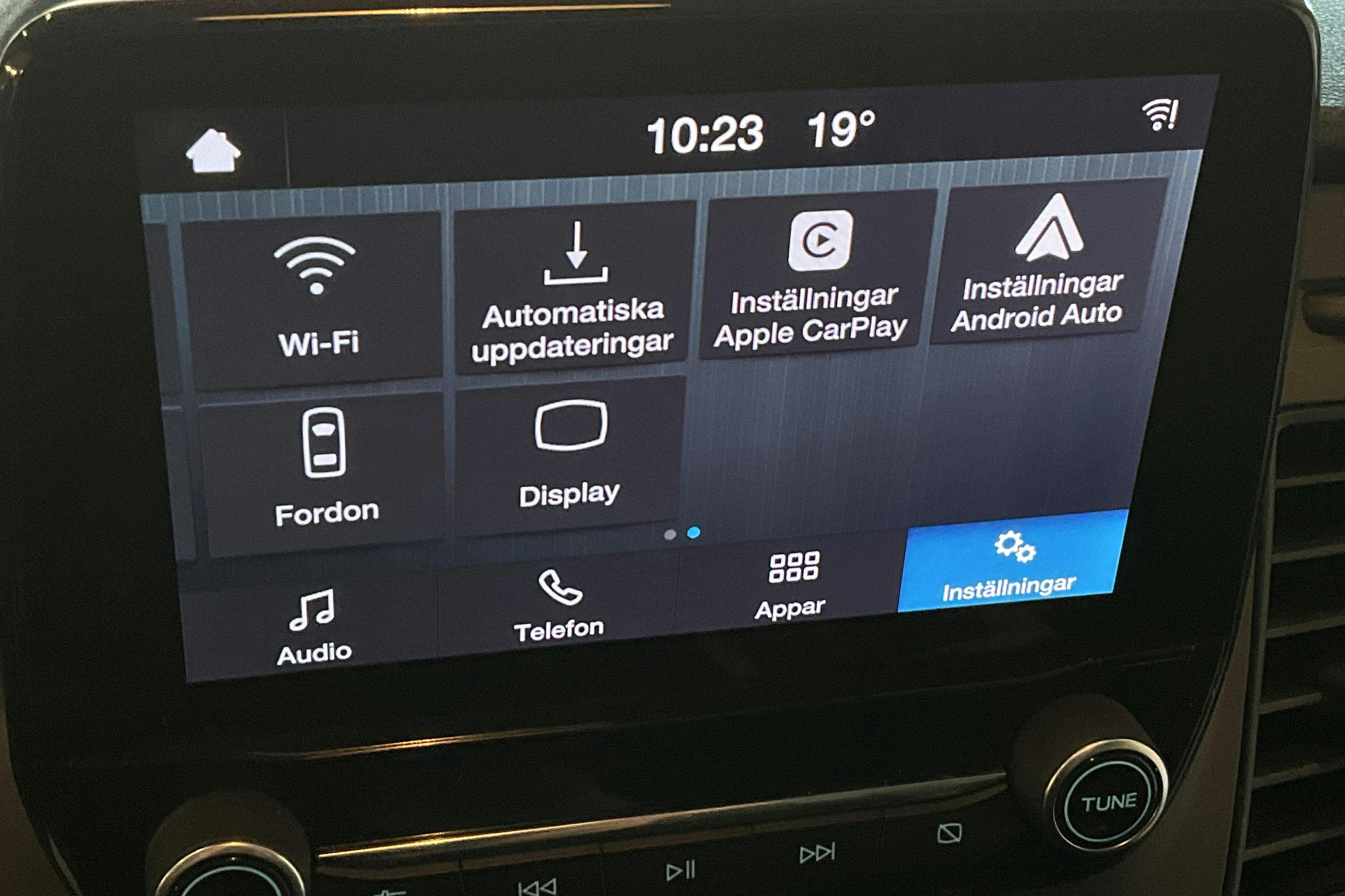 Vehicle Image 15