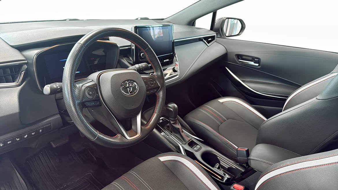 Vehicle Image 7
