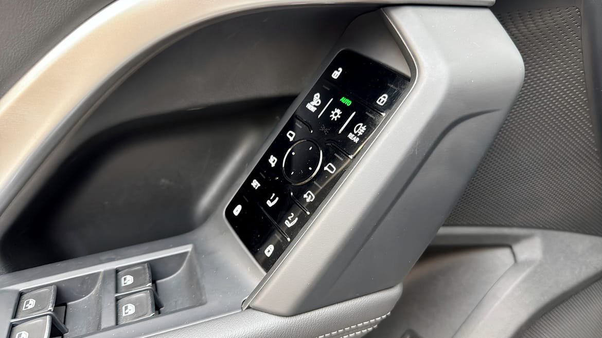 Vehicle Image 15