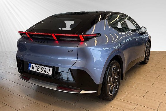 Vehicle Image 4