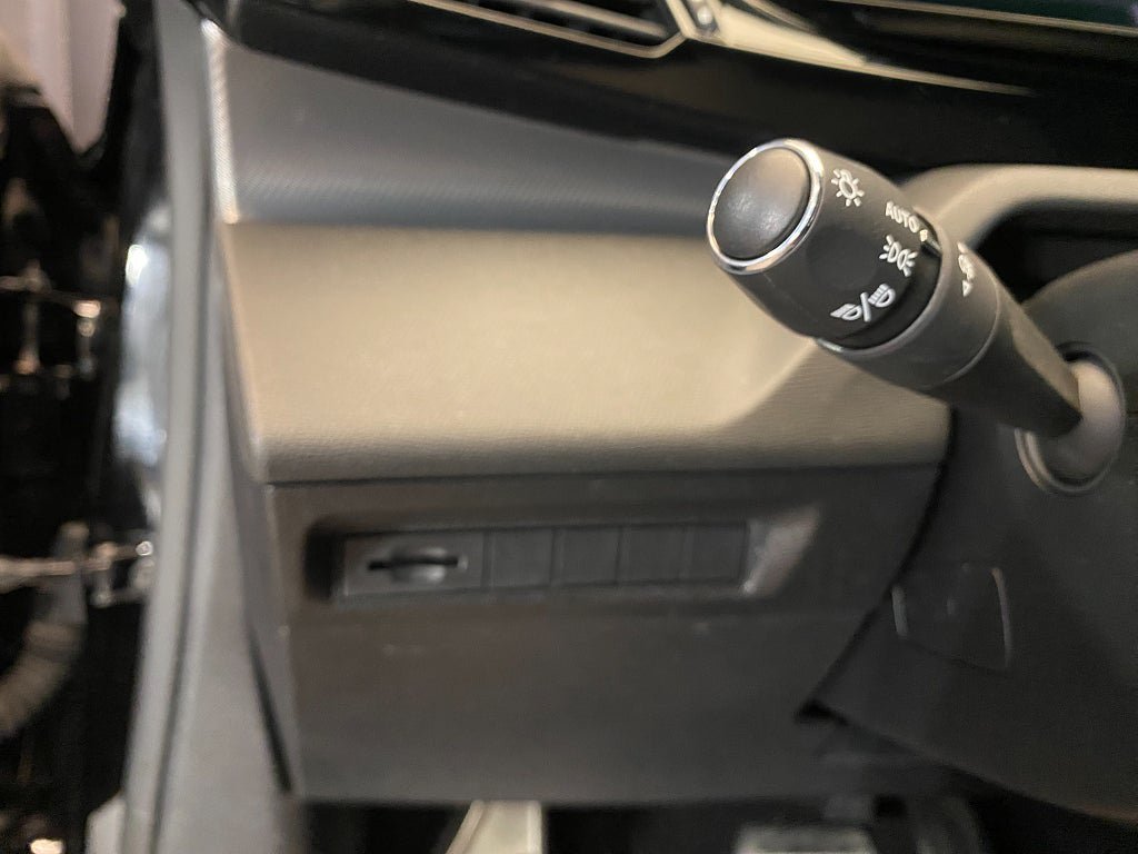 Vehicle Image 53