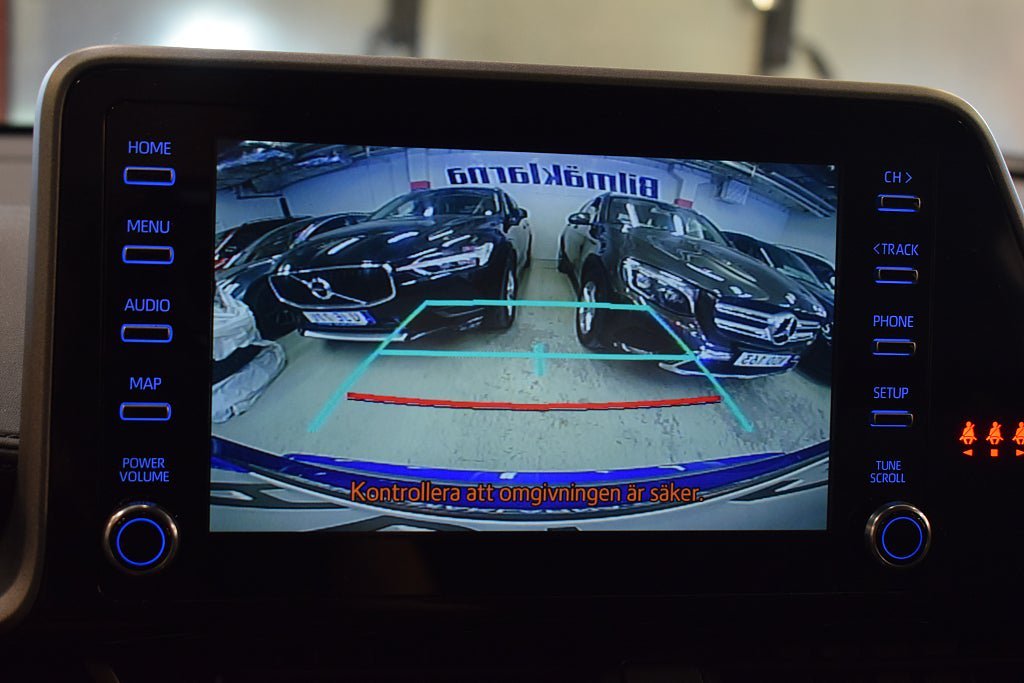 Vehicle Image 10