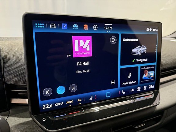 Vehicle Image 15