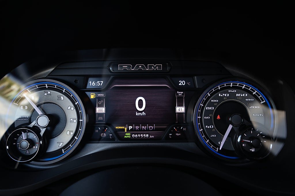 Vehicle Image 12