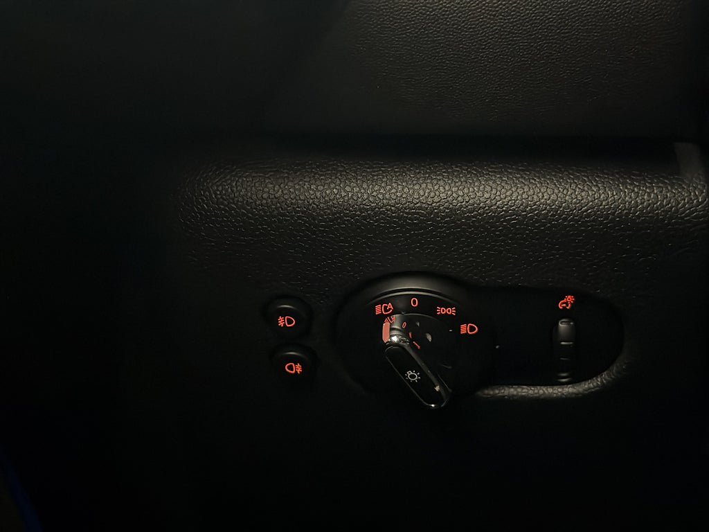 Vehicle Image 26