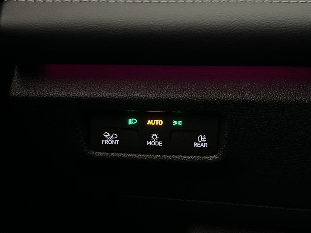 Vehicle Image 35