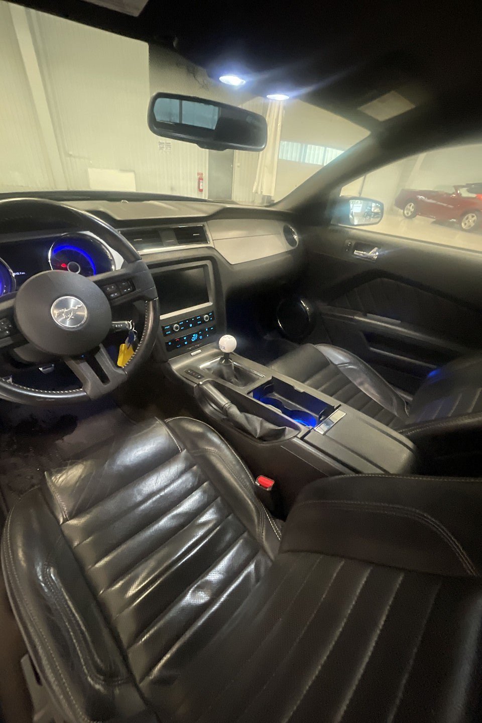 Vehicle Image 9