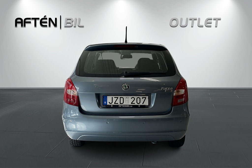 Vehicle Image 8