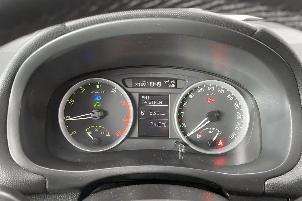 Vehicle Image 24