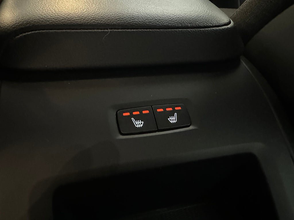 Vehicle Image 27