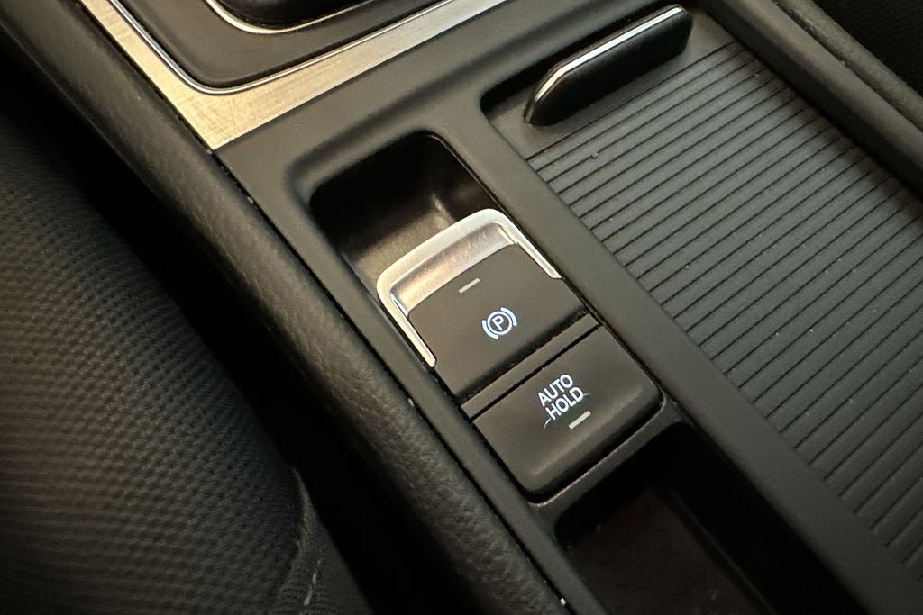 Vehicle Image 24